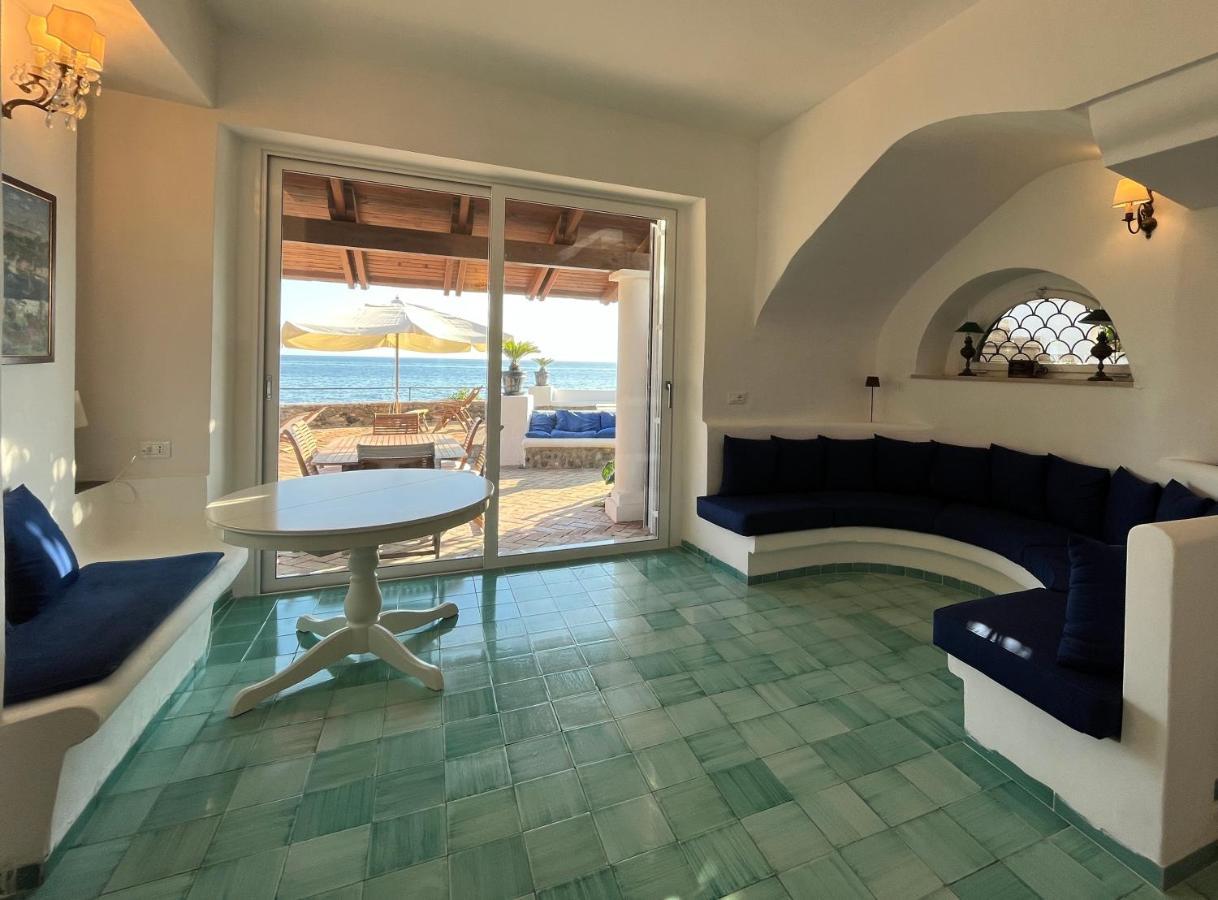 Nelinda Waterfront Accommodation Casamicciola Terme Kültér fotó
