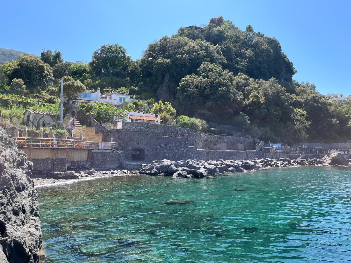 Nelinda Waterfront Accommodation Casamicciola Terme Kültér fotó