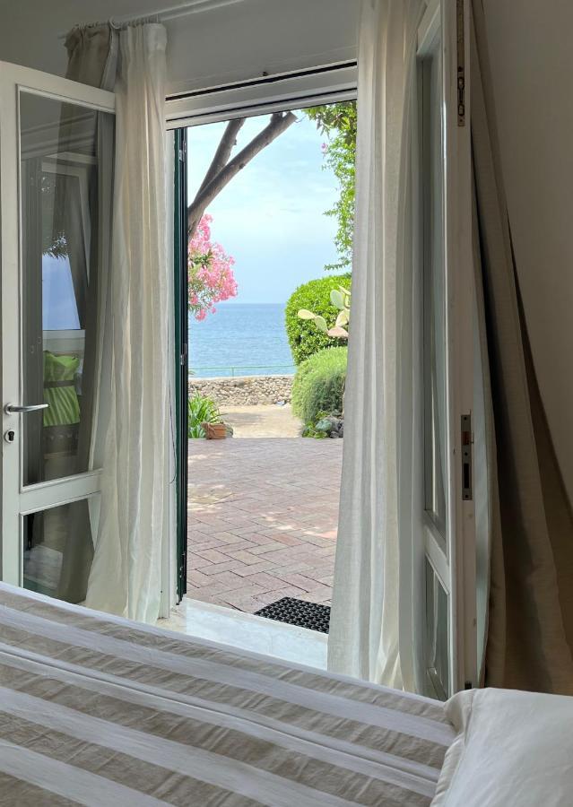 Nelinda Waterfront Accommodation Casamicciola Terme Kültér fotó