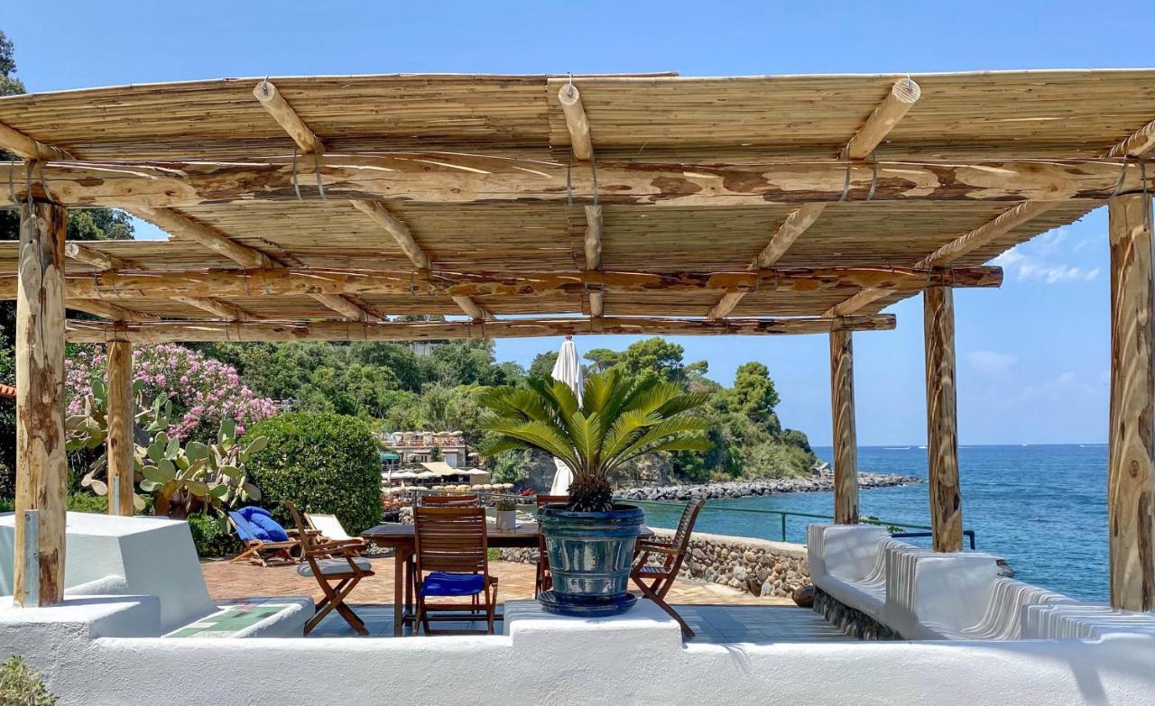 Nelinda Waterfront Accommodation Casamicciola Terme Kültér fotó