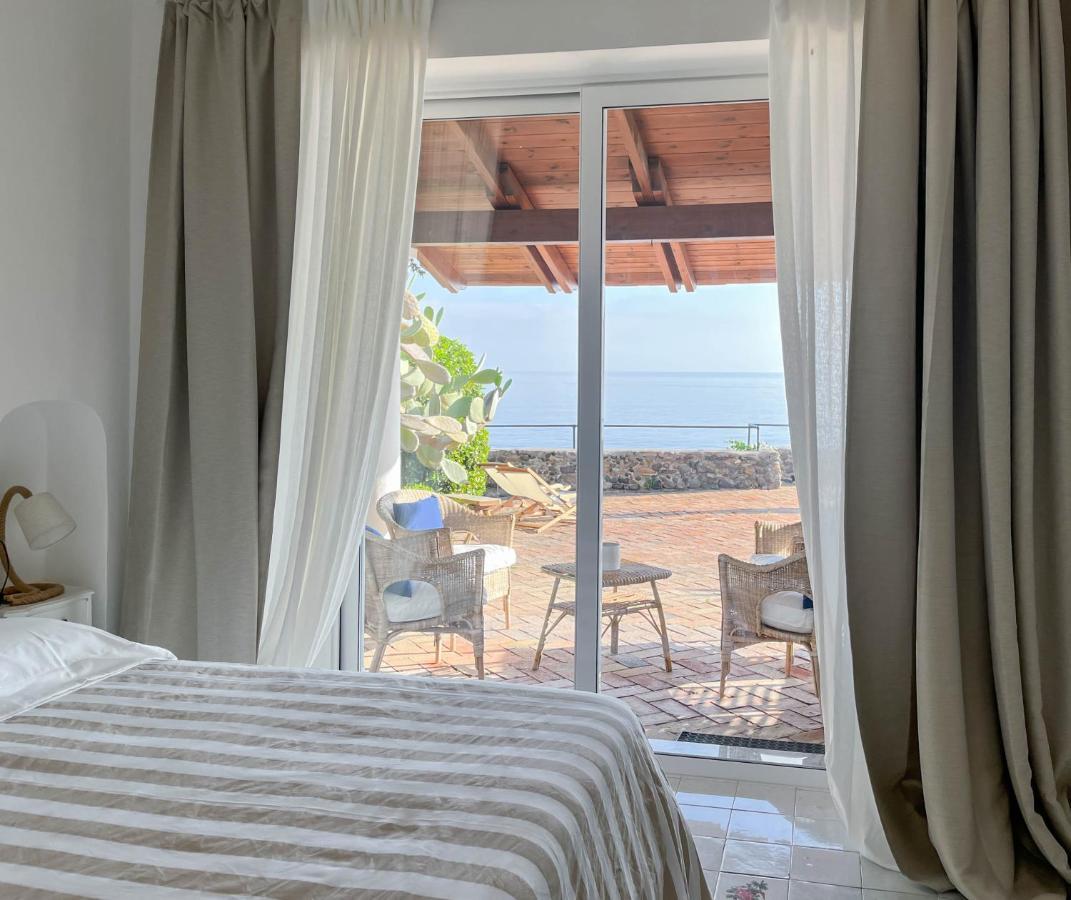 Nelinda Waterfront Accommodation Casamicciola Terme Kültér fotó