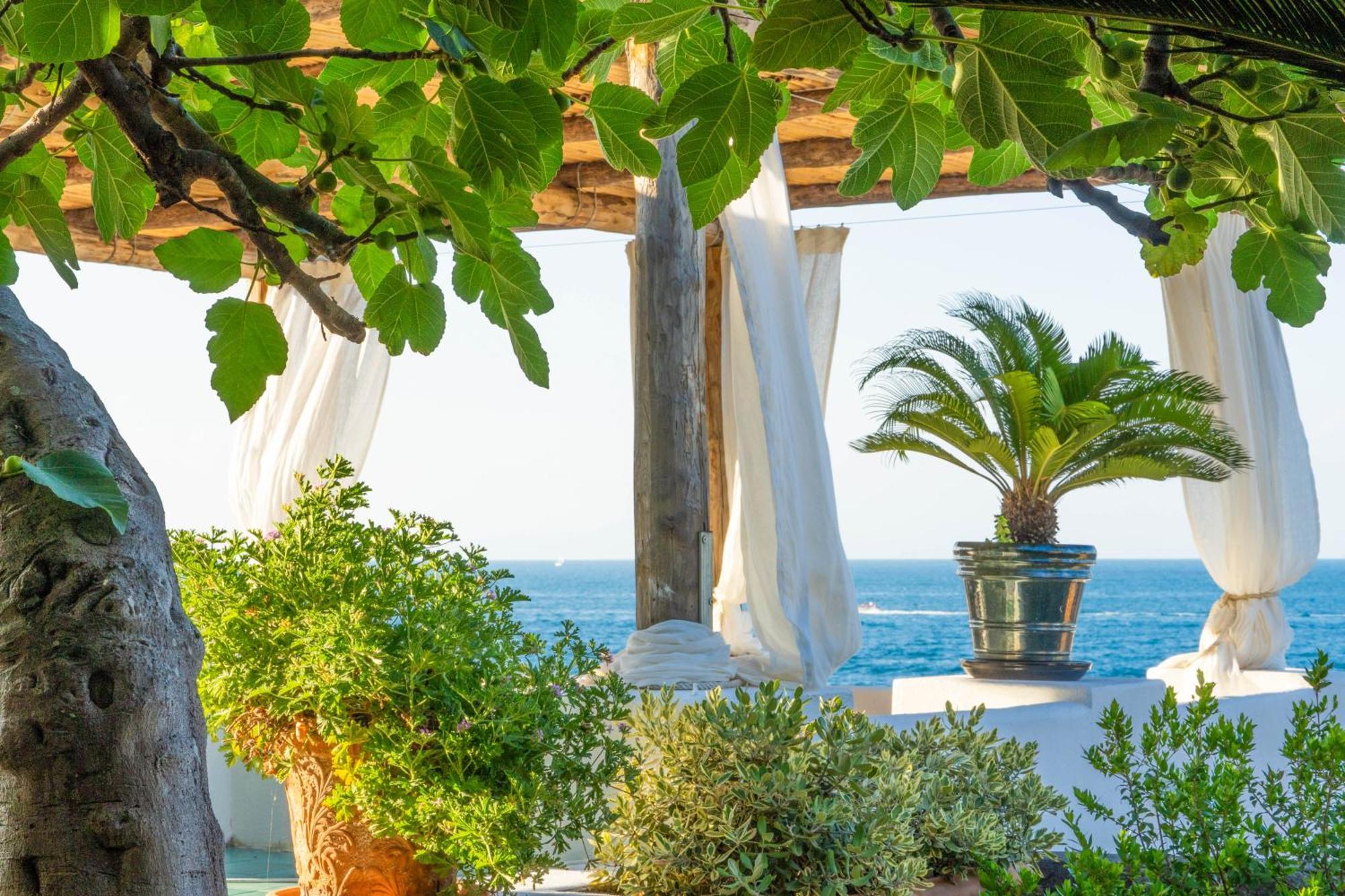 Nelinda Waterfront Accommodation Casamicciola Terme Kültér fotó