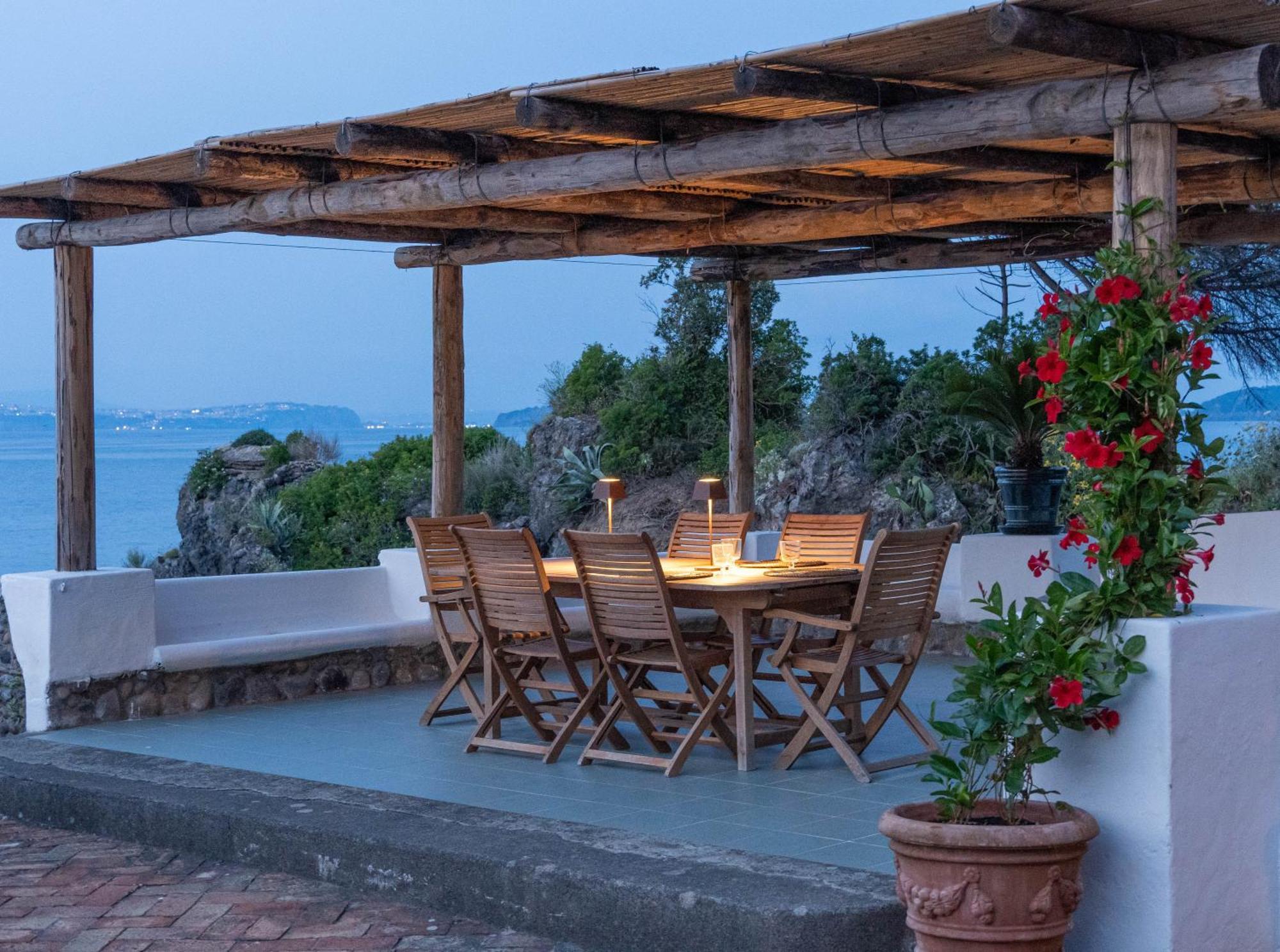 Nelinda Waterfront Accommodation Casamicciola Terme Kültér fotó